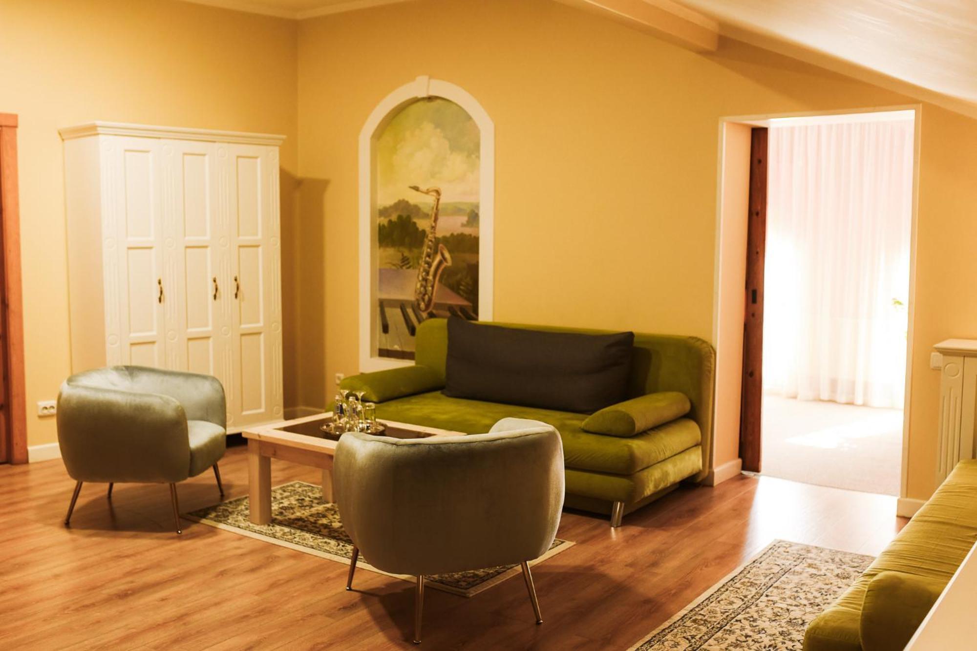 Jolanta Hotel Aluksne Ngoại thất bức ảnh