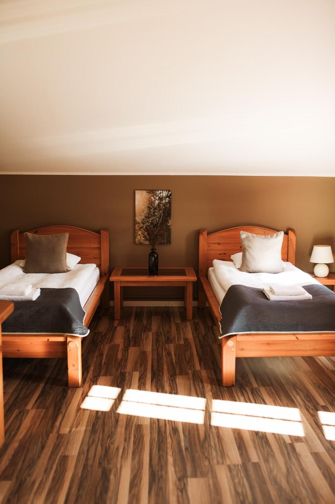 Jolanta Hotel Aluksne Ngoại thất bức ảnh